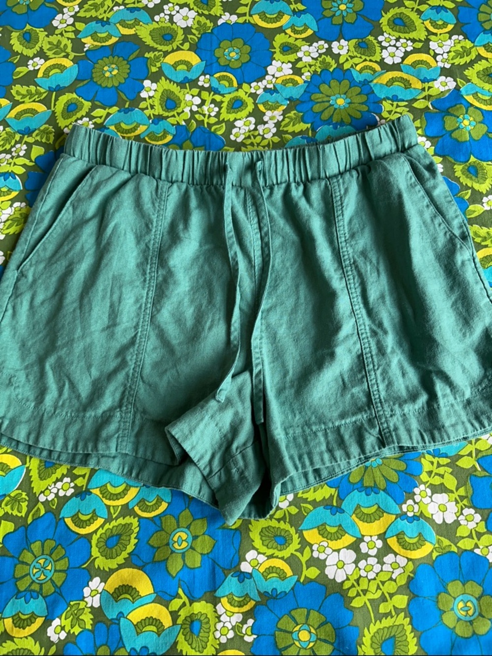 Women’s Elastic-Waist Casual Shorts Old Navy green drawstring summer pockets - Picture 16 of 16